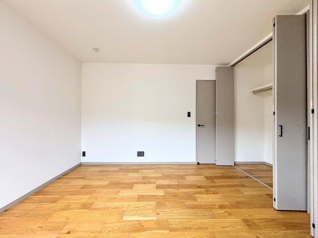 鎌倉市笛田6丁目　中古戸建ての居間・リビング|◆子育て世代のスタッフもいますので、お客様目線での物件選び、ご提案が可能です。お問い合わせいただきました物件以外も多数ご紹介させていただきます。
