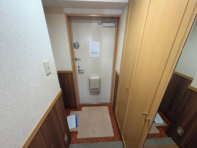 メゾン・ポレールの玄関