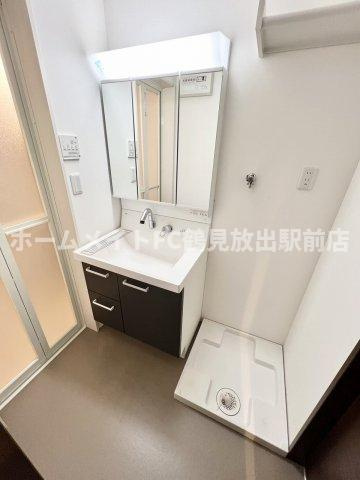 大阪市城東区中浜１丁目のアパートの洗面所