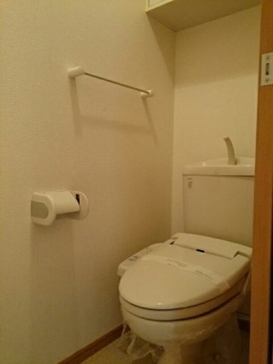 【トイレ】 | マリオン松末 | コンパクトで使いやすいトイレです