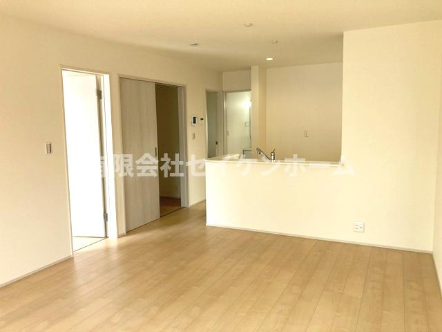 Livele　Garden　行田市長野3丁目の居間・リビング