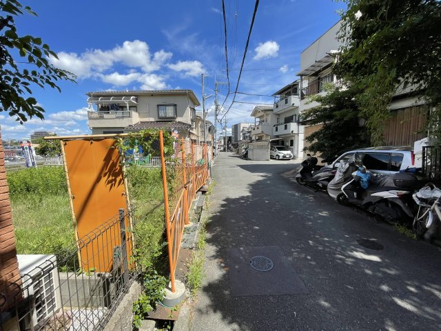 茄子作東町　売地（建築条件付き）の周辺