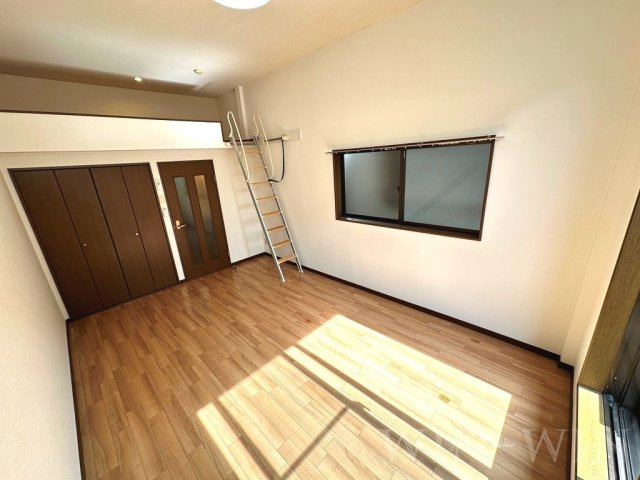 トーヨーコートウィステリアの寝室