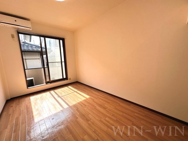 トーヨーコートウィステリアの寝室