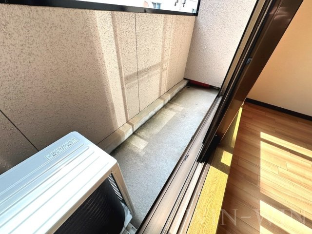 トーヨーコートウィステリアのバルコニー