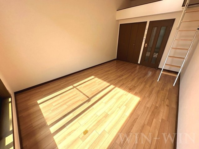 トーヨーコートウィステリアの居間・リビング