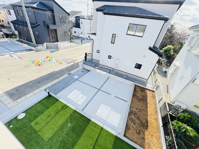 松戸市古ケ崎３丁目新築戸建【古ヶ崎小学校：10分】の展望|バルコニーより南側眺望・南側駐車スペースにつき日当たり良好♪