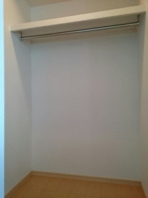 【収納】 | アンジュ・コリーヌ | 大きなスペースがあり、収納には困りません