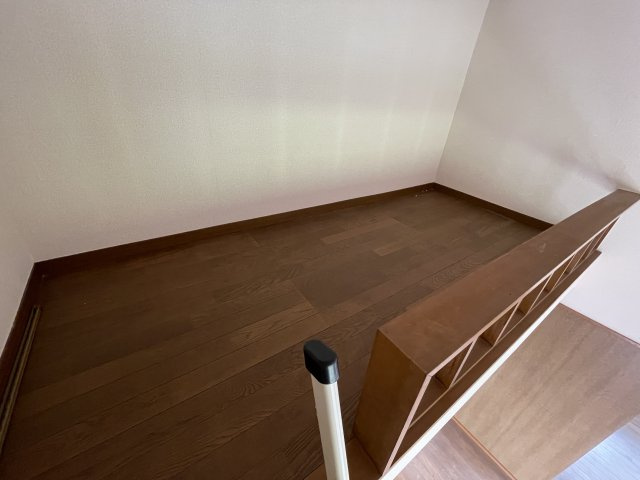 中村アパートの洋室