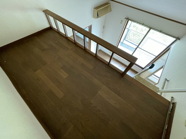 中村アパートの洋室