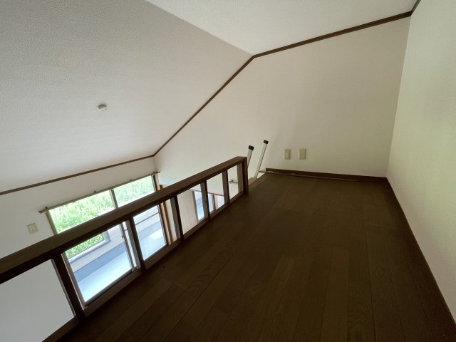 中村アパートの洋室