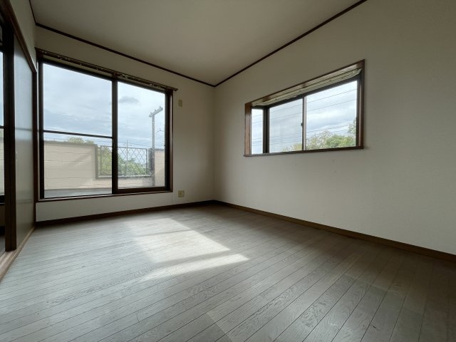 中村アパートの洋室