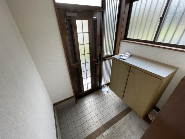 中村アパートの玄関