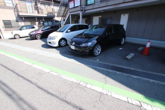 【駐車場】 | グレイスマンション