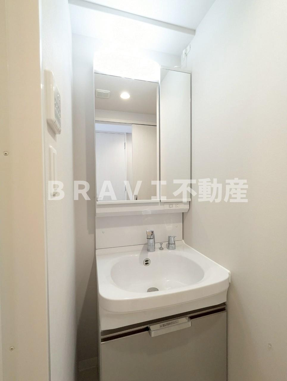リヴェント森ノ宮 BRAVI不動産の独立洗面台