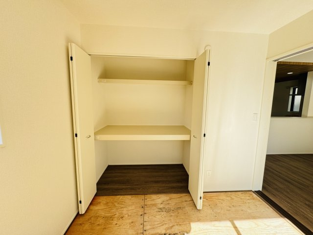 【収納】 | 松戸市古ケ崎３丁目新築戸建【古ヶ崎小学校：10分】 | 4.5帖洋風和室収納