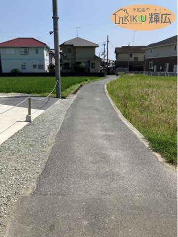加古川市野口町古大内（全3区）土地1号地の前面道路含む現地写真