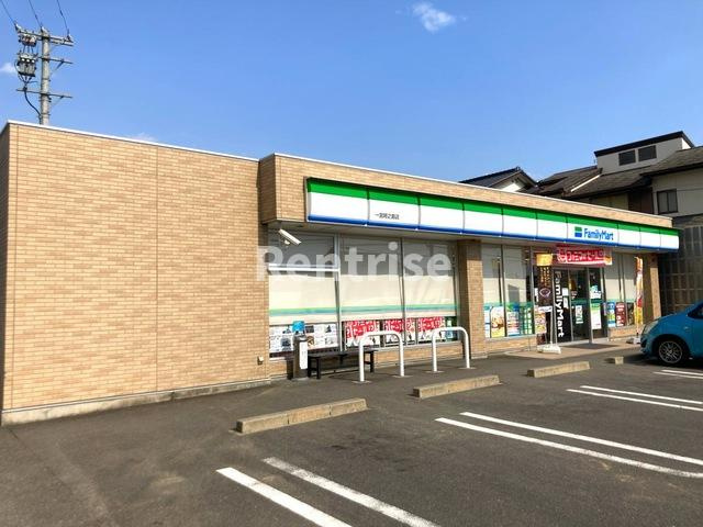 エターナルパレス|ファミリーマート 一宮時之島店 0.3km