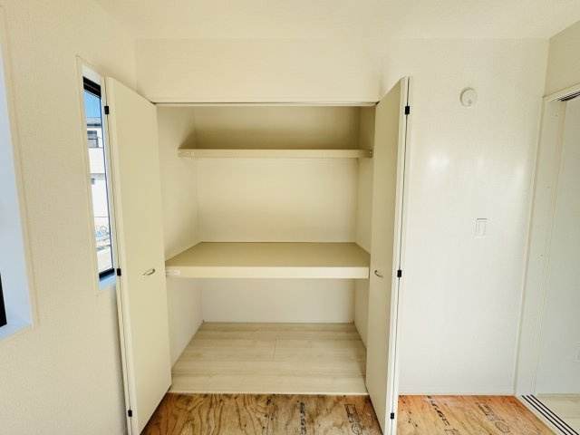 【収納】 | 松戸市古ケ崎３丁目新築戸建【古ヶ崎小学校：10分】 | 4.5帖洋風和室収納
