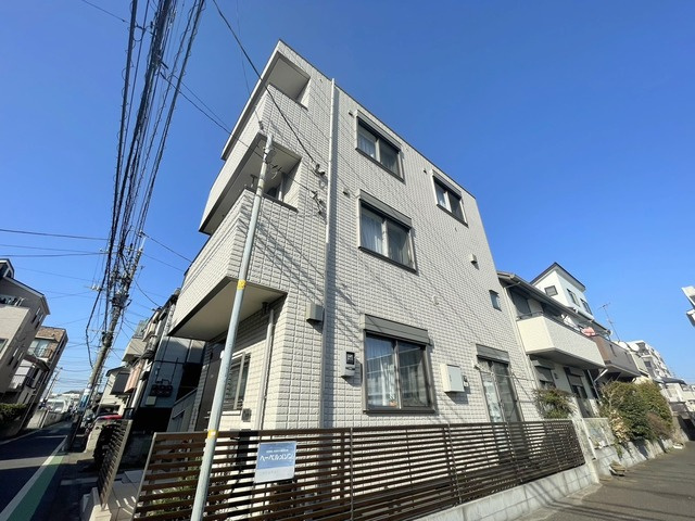 メゾンクレールの周辺