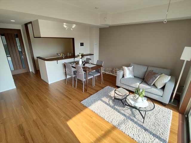 【居間・リビング】 | アステールふじみ野アバンシー | ゆったりとした14.6帖のリビングです