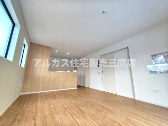 【内覧動画公開中！】小金井市貫井南町１丁目 中央線 武蔵小金井駅 新築戸建の居間・リビング