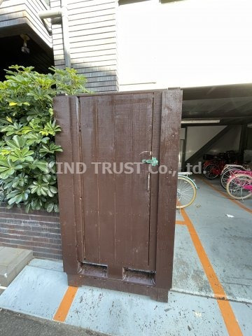 淀川マンションのエントランス|建物の内部です