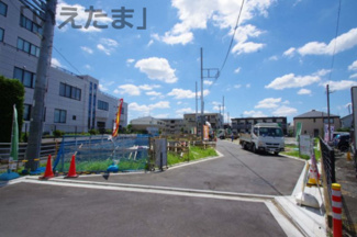 【前面道路含む現地写真】 | 北側、現場入り口付近