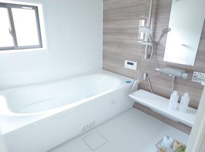 【浴室】 | 【GRAFARE　ZEH水準仕様】小平市仲町8期 | 浴室換気乾燥暖房涼風機付ですので、雨の日の衣類乾燥やヒートショック予防、カビ対策などに役立ちます！