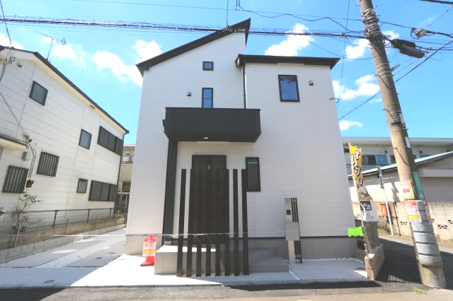 【GRAFARE　ZEH水準仕様】小平市仲町8期の外観|西武新宿線「小平」歩9分