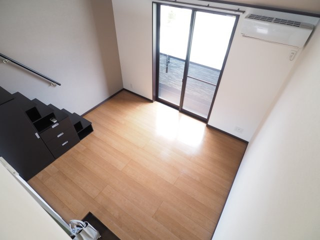 フォレスターナの居間・リビング