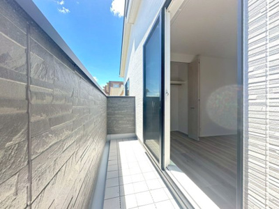 【バルコニー】 | 箕面市箕面4丁目貸家