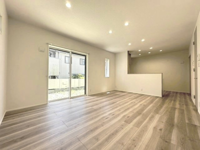 【居間・リビング】 | 箕面市箕面4丁目貸家