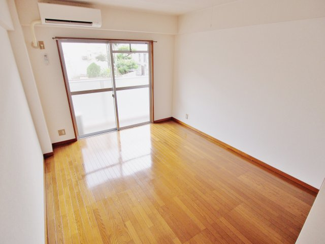 ウェルフェアの居間・リビング