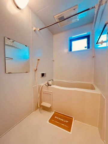 リビングタウン魚住の浴室