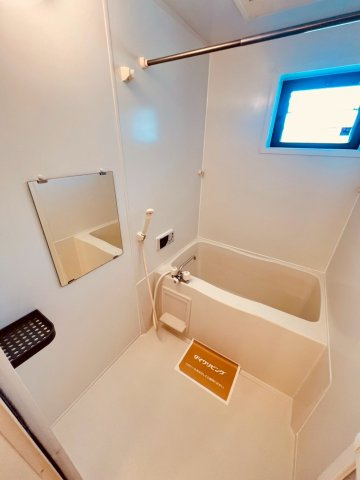 リビングタウン魚住の浴室