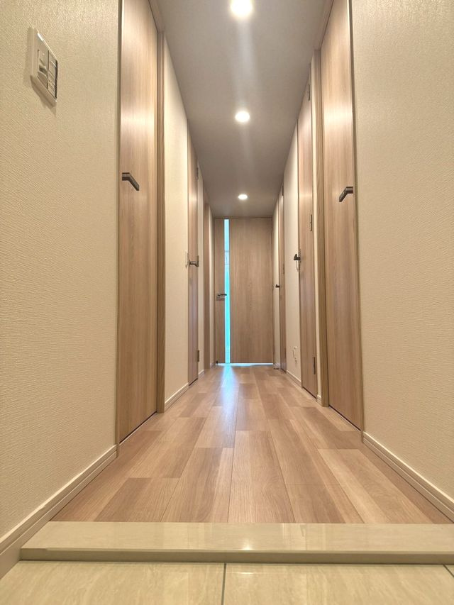 バンベール有松の内装|廊下