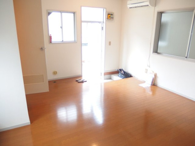 【玄関】 | メゾンレスポワール