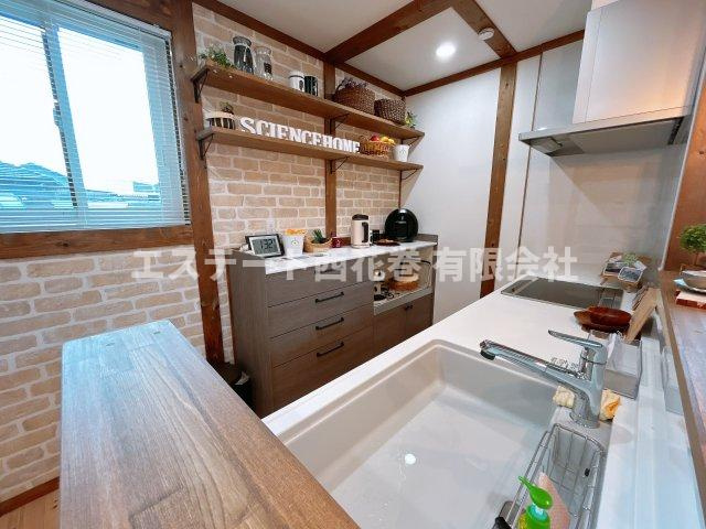 花巻市胡四王一丁目　サイエンスホームのキッチン
