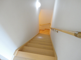 【その他】 | ＥＴＯＩＬＥｍａｅｋａｗａ（エトワール前川） | 階段