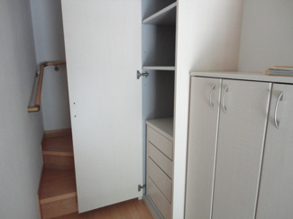 【収納】 | ＥＴＯＩＬＥｍａｅｋａｗａ（エトワール前川） | 玄関クローゼット