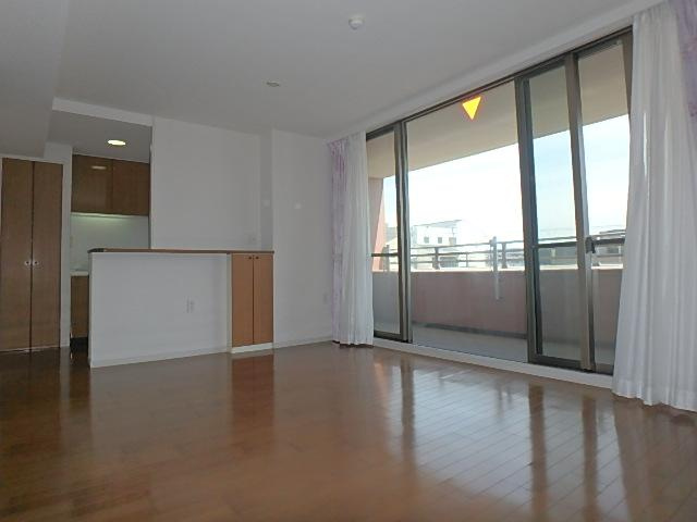 西宮門戸アーバンライフパークヴィレの居間・リビング