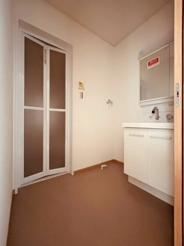 ウエスト大久保Ⅱの洗面所