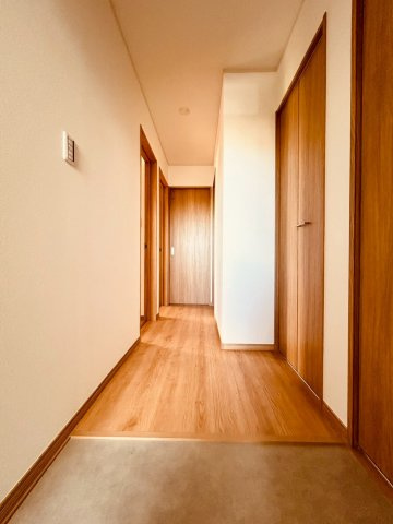 ウエスト大久保Ⅱの玄関