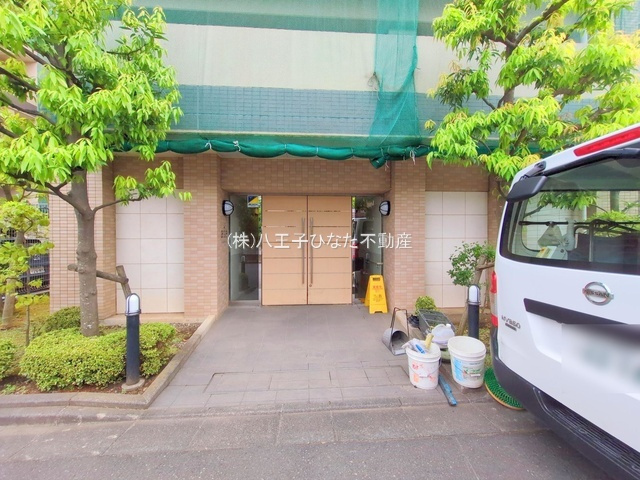 祝　成約済み　ａｉｅ八王子　八王子市　中古マンションのエントランス|～仲介手数料無料☆八王子ひなた不動産～ａｉｅ八王子