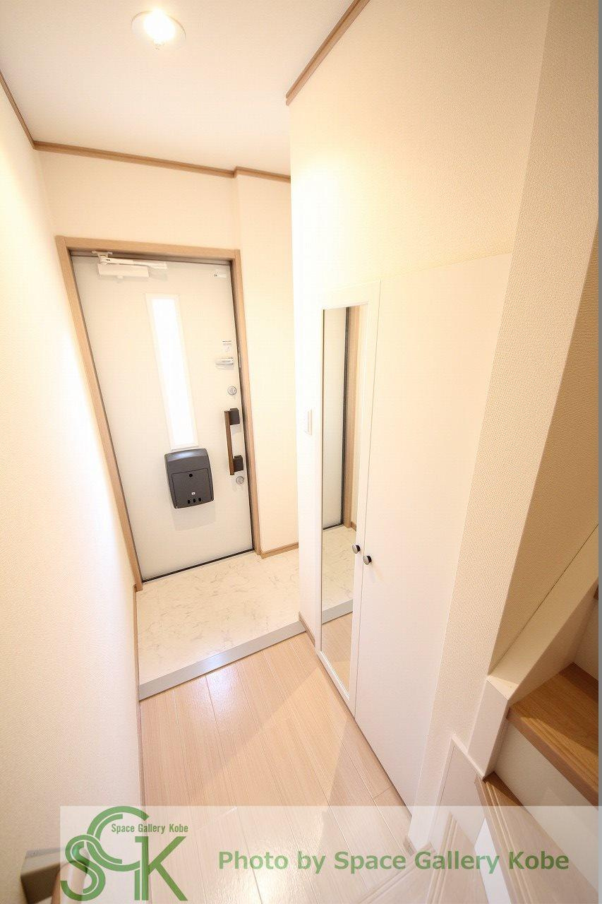 ハイツフローラ南Ⅱの玄関|※お部屋により仕様が異なる場合があります※
