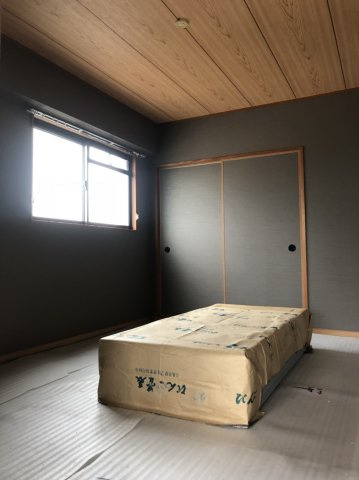 フェニックス殿岡の和室