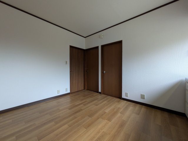 ニューハイム羽沢の居間・リビング