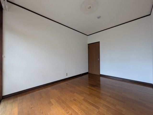 ニューハイム羽沢の洋室