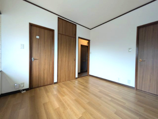 ニューハイム羽沢の居間・リビング